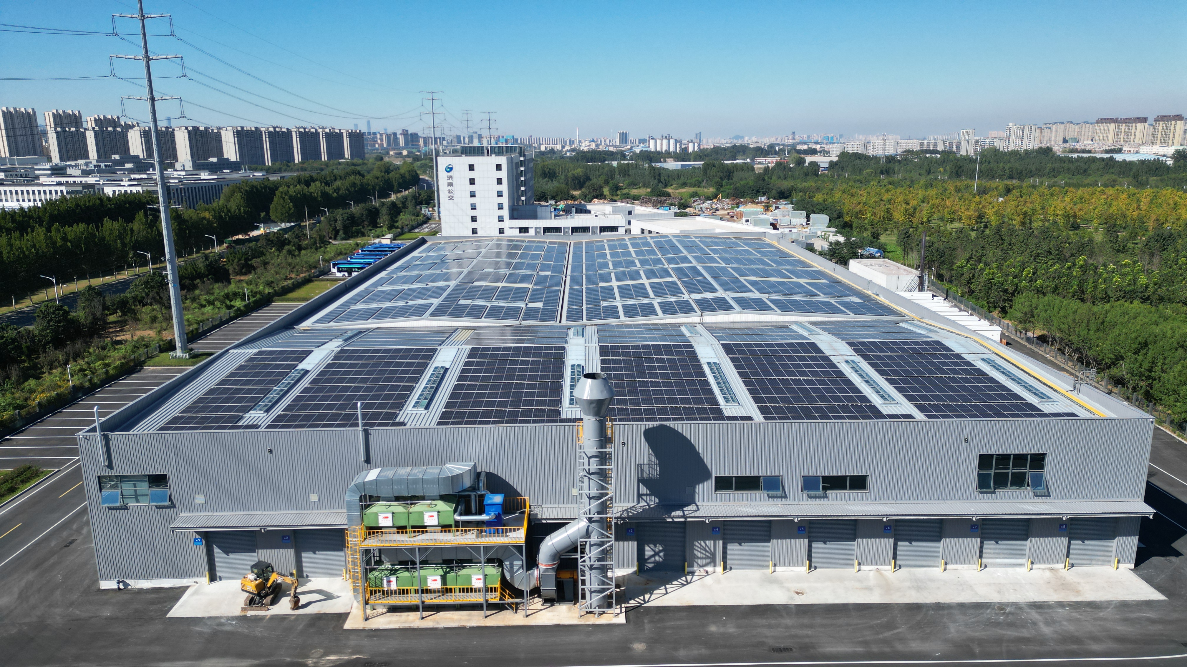 济南公交孙村综合维保基地光伏电站投用发电